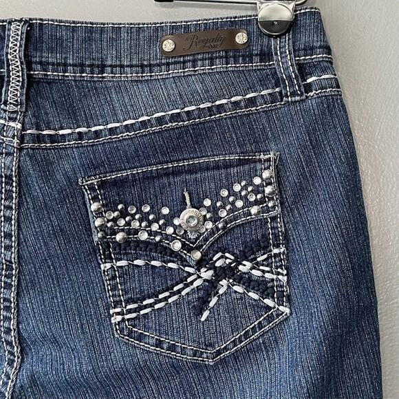 Royalty YMI Size 10 Blue Jean Denim Capris Bling Button Flap Pockets Y2K - Picture 7 of 15